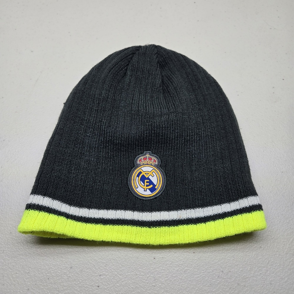 Real Madrid Men Beanie OS Green Logo Acrylic Striped‎ Hat Soccer